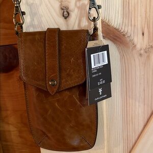 NWT Frye Melissa Phone Pouch Crossbody Leather Bag